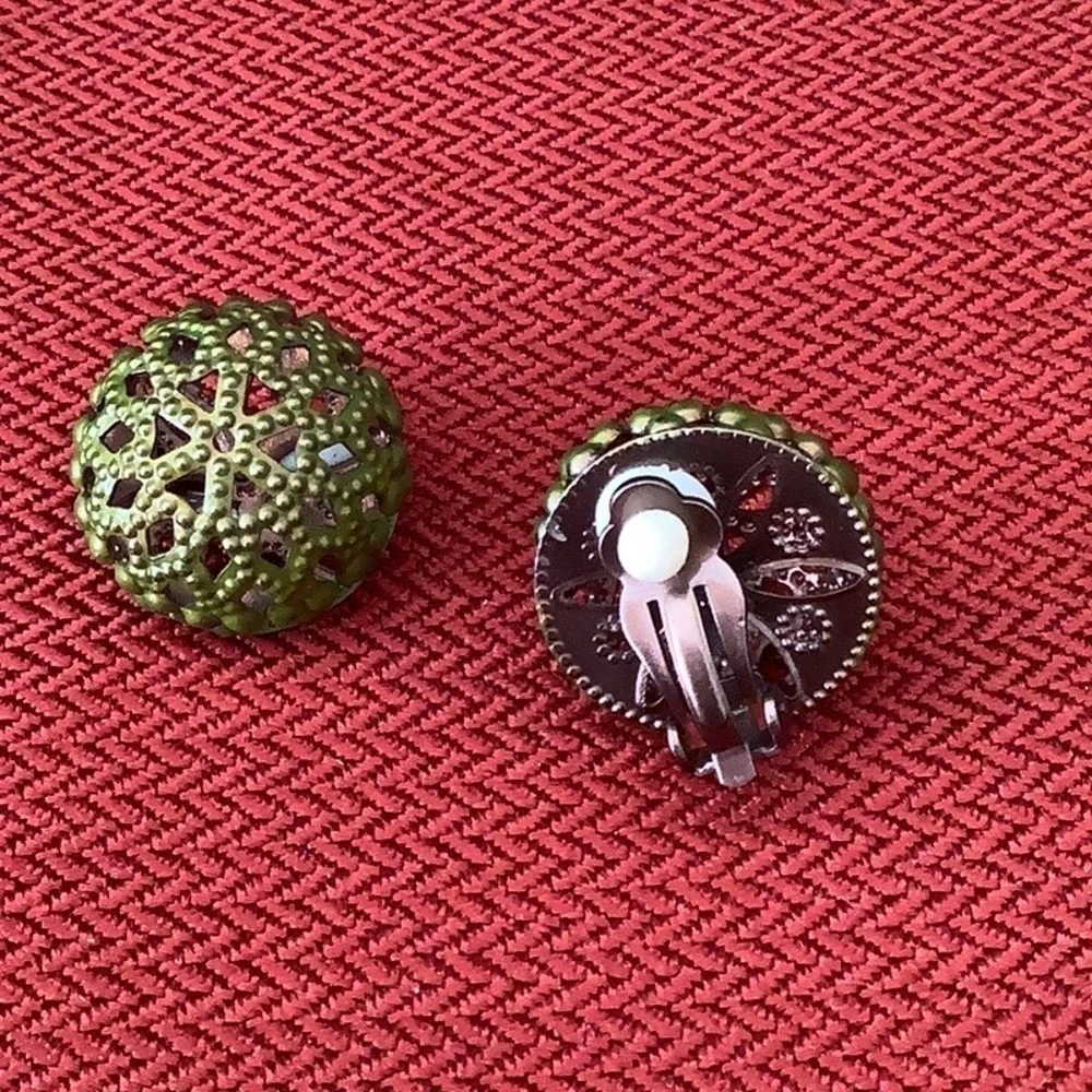 Vintage clip on earrings
